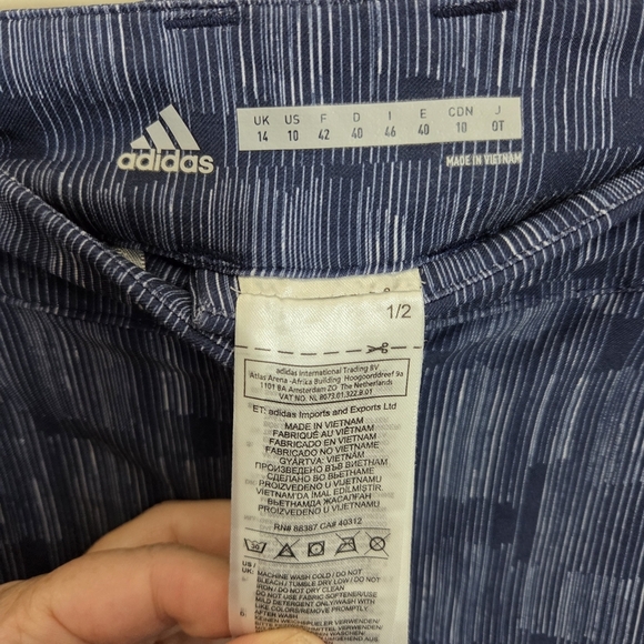 ⭐️Adidas Blue Golf Shorts Womand Size 10 - Picture 4 of 4